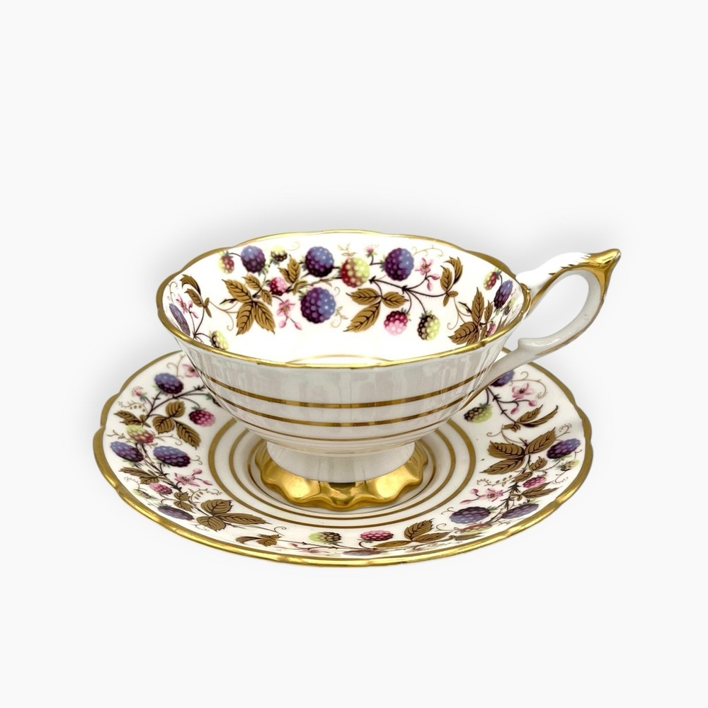 Vintage Royal Stafford Golden Bramble Berries Footed‎ Tea Cup Saucer Gold MINT